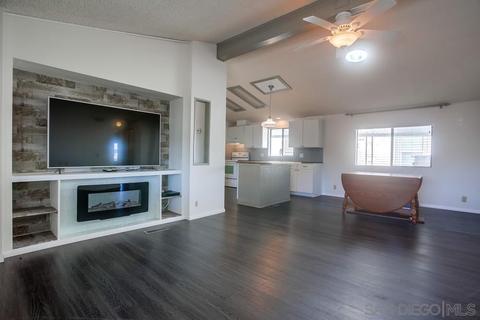 78 Seagull Ln, Oceanside, CA 92057 photo 9