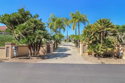 1390 Red Mountain Dam Dr, Fallbrook, CA 92028 photo 2