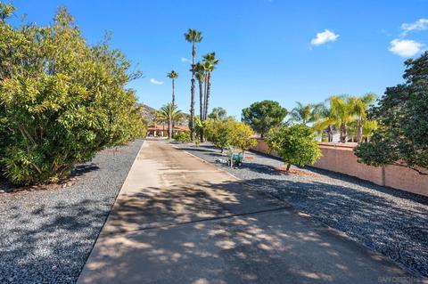 24572 Rutherford Rd, Ramona, CA 92065 photo 2