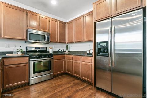 10189 Little Leaf Ln, Santee, CA 92071 photo 17