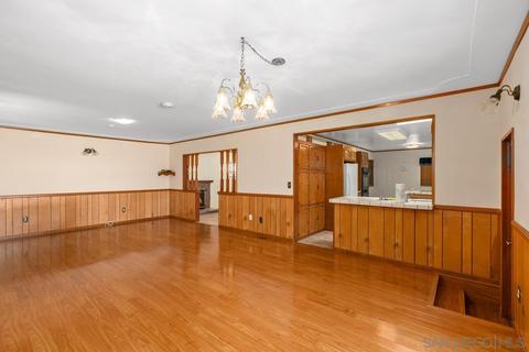 5915 Bertro Dr, La Mesa, CA 91942 photo 2