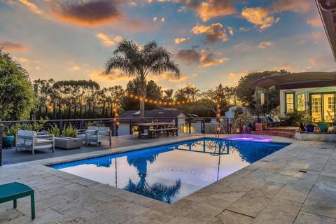 2335 Ivy Rd, Oceanside, CA 92054 photo 3