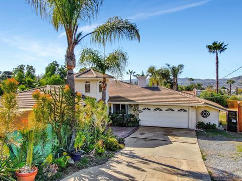 2557 La Serena, Escondido, CA 92025 photo 3