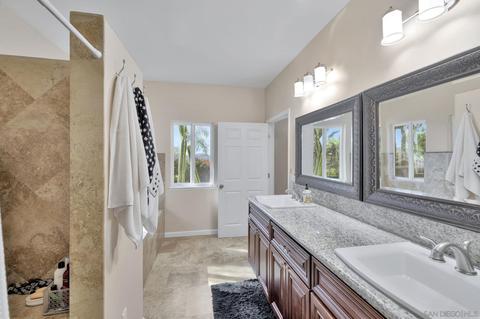 2557 La Serena, Escondido, CA 92025 photo 25