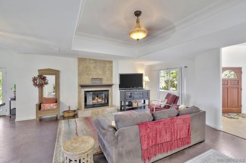 2557 La Serena, Escondido, CA 92025 photo 4