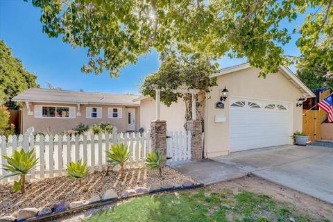 9457 Hornbuckle Dr, Santee, CA 92071 photo 2