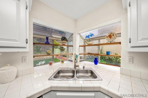 9750 Avenida Colino, Spring Valley, CA 91977 photo 14