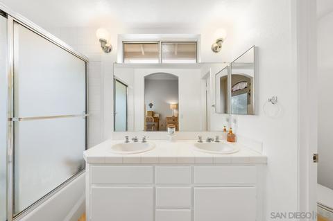 9750 Avenida Colino, Spring Valley, CA 91977 photo 26