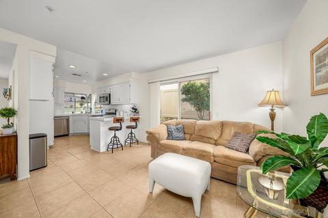 9750 Avenida Colino, Spring Valley, CA 91977 photo 9