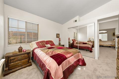 9750 Avenida Colino, Spring Valley, CA 91977 photo 18