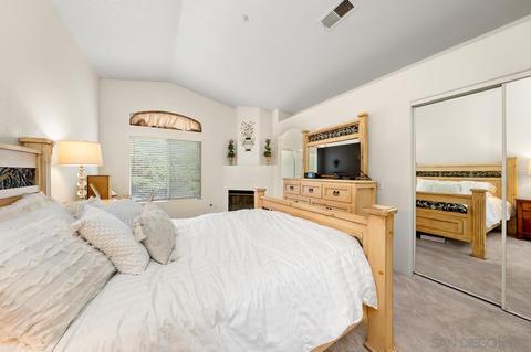 9750 Avenida Colino, Spring Valley, CA 91977 photo 22