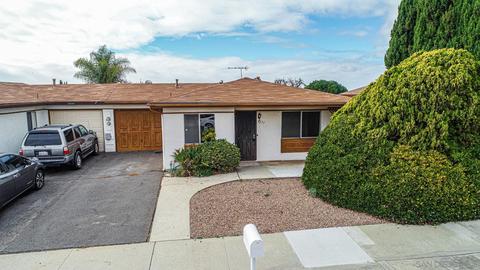 3271 Buena Hills Dr, Oceanside, CA 92056 photo 2