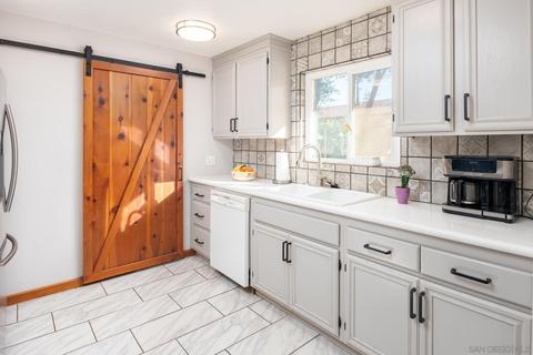 1241 Marshall Rd, Alpine, CA 91901 photo 8
