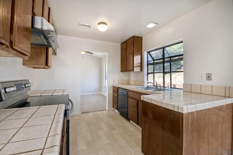 13542 Aldrin Ave, Poway, CA 92064 photo 17