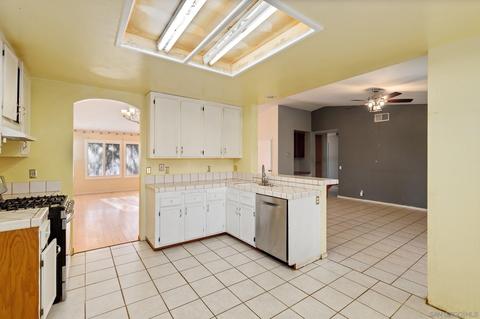16347 Arena Dr, Ramona, CA 92065 photo 11