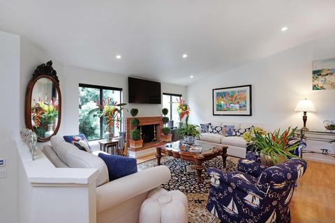 2488 Azure Coast, La Jolla, CA 92037