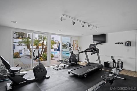 377 Longden Ln, Solana Beach, CA 92075 photo 26