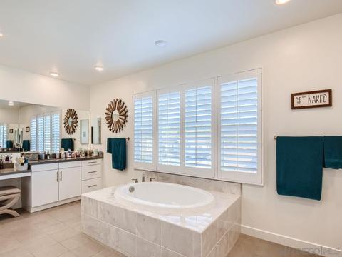 9069 W Bluff Pl, Santee, CA 92071 photo 22