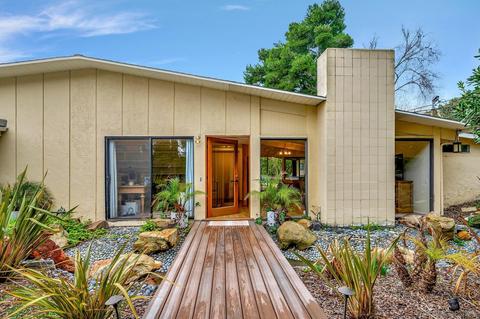 8582 Sugarman Dr, La Jolla, CA 92037 photo 1