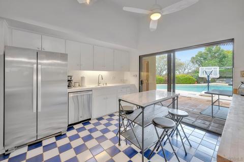 8582 Sugarman Dr, La Jolla, CA 92037 photo 8