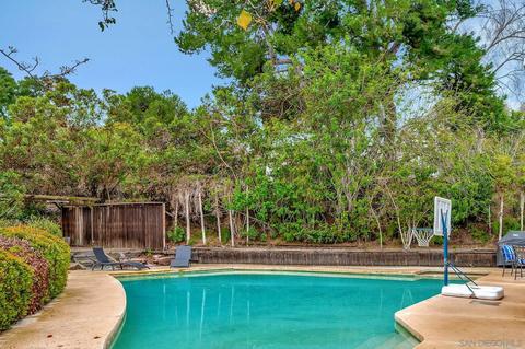 8582 Sugarman Dr, La Jolla, CA 92037 photo 12