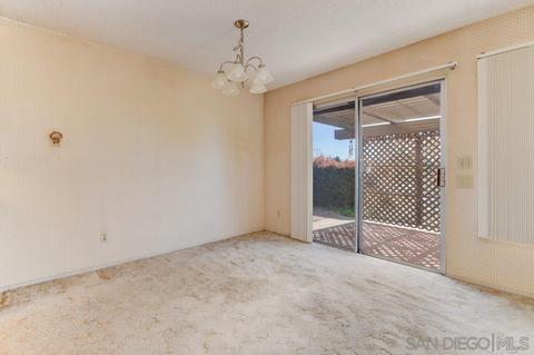 711 Honeydew Ln, Vista, CA 92084 photo 6