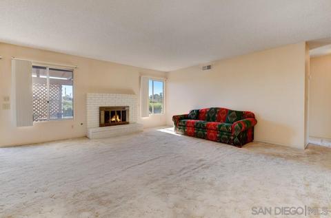 711 Honeydew Ln, Vista, CA 92084 photo 3