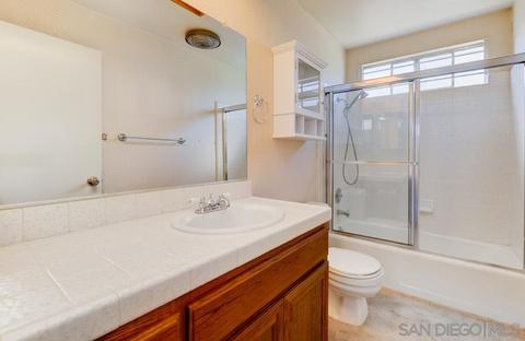 711 Honeydew Ln, Vista, CA 92084 photo 25