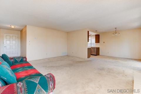 711 Honeydew Ln, Vista, CA 92084 photo 5