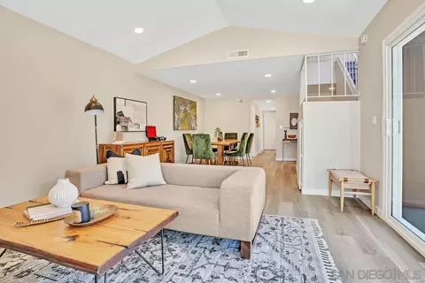 10388 Rochelle Ave, Santee, CA 92071 photo 6