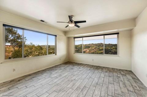 2371 Helen Rd, Fallbrook, CA 92028 photo 8