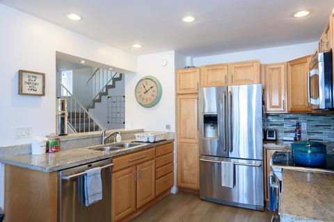 712 Silver Dr, Vista, CA 92083 photo 32