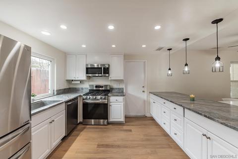 10010 Halberns Blvd, Santee, CA 92071 photo 6