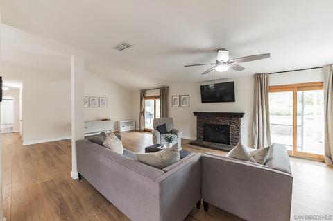 10010 Halberns Blvd, Santee, CA 92071 photo 4
