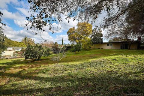 1327 Los Amigos, Fallbrook, CA 92028 photo 31