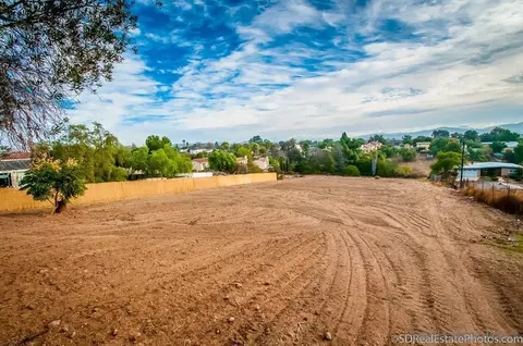 dartmoor dr, Lemon Grove, CA 91945
