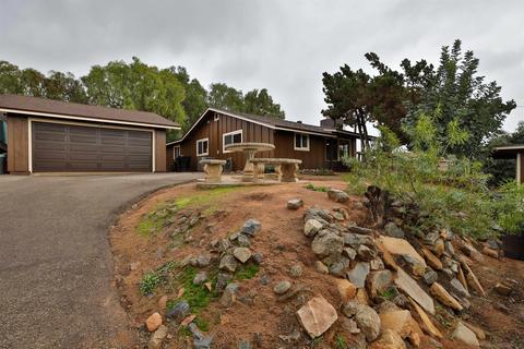 9345 Emerald Grove Ave, Lakeside, CA 92040 photo 1