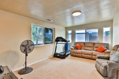 9345 Emerald Grove Ave, Lakeside, CA 92040 photo 31