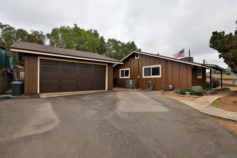 9345 Emerald Grove Ave, Lakeside, CA 92040 photo 2