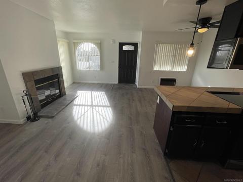 8475 Avenida Angulia #18, Spring Valley, CA 91977 photo 5