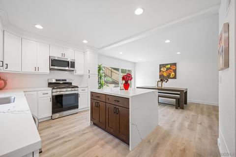 4011 Crescent Point Rd, Carlsbad, CA 92008 photo 8