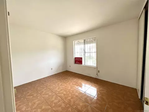 444 Bluffview Rd, Spring Valley, CA 91977 photo 13