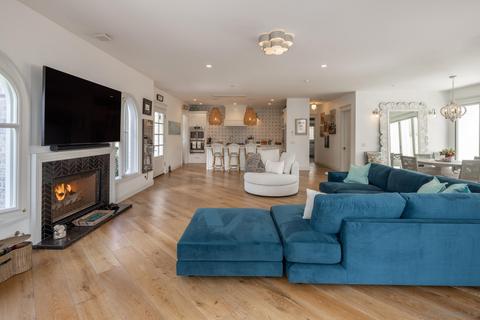 503 9th St, Coronado, CA 92118 photo 8
