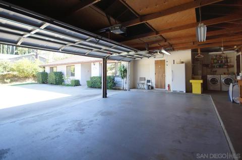 1360 Knoll Rd, Redlands, CA 92373 photo 25