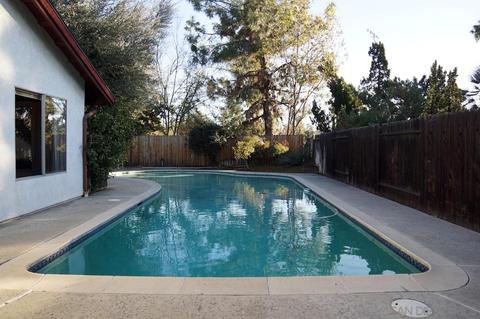 1360 Knoll Rd, Redlands, CA 92373 photo 3