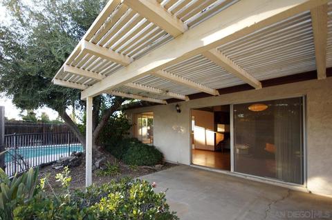 1360 Knoll Rd, Redlands, CA 92373 photo 10