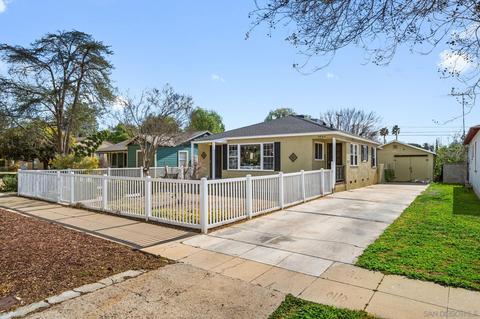 4544 Edgewood Pl, Riverside, CA 92506 photo 2