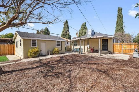 4544 Edgewood Pl, Riverside, CA 92506 photo 18