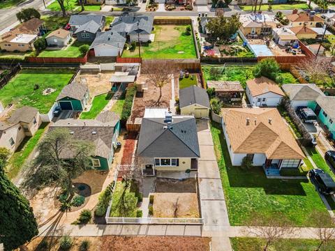 4544 Edgewood Pl, Riverside, CA 92506 photo 25