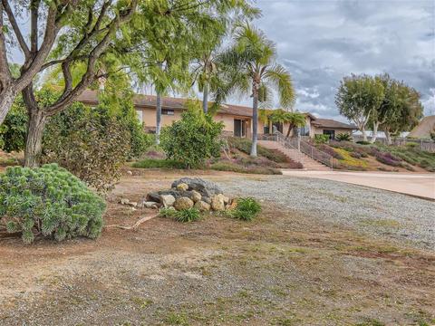 1944 Flume Dr, El Cajon, CA 92021 photo 3